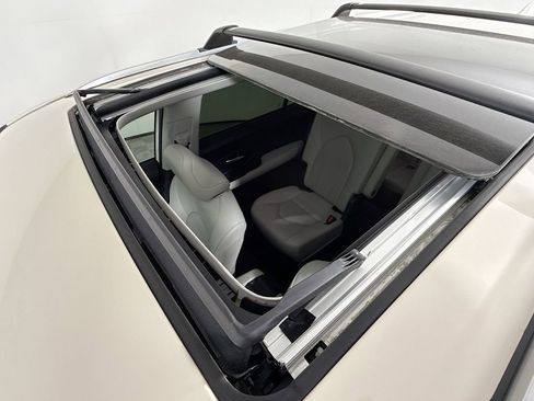 Used 2024 Toyota Grand Highlander Limited image 23