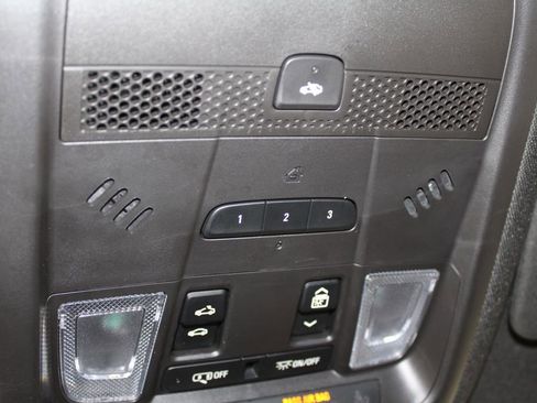 Used 2024 Cadillac XT6 Premium Luxury image 47