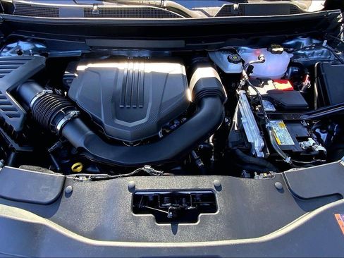 New 2026 Chevrolet Traverse Z71 w/ Enhanced Driving Package image 10