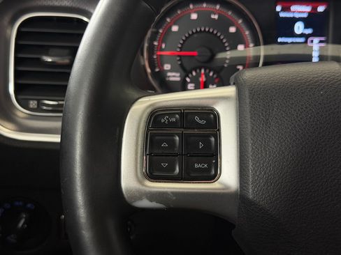 Used 2014 Dodge Charger SXT RWD image 15