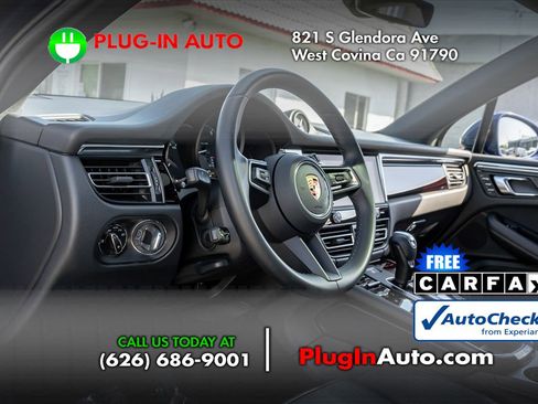 Used 2023 Porsche Macan AWD/4WD image 7