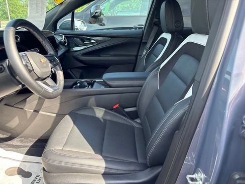 Used 2024 Chevrolet Blazer EV LT AWD/4WD image 23