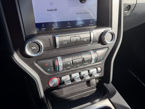 Used 2022 Ford Mustang GT Premium image 28