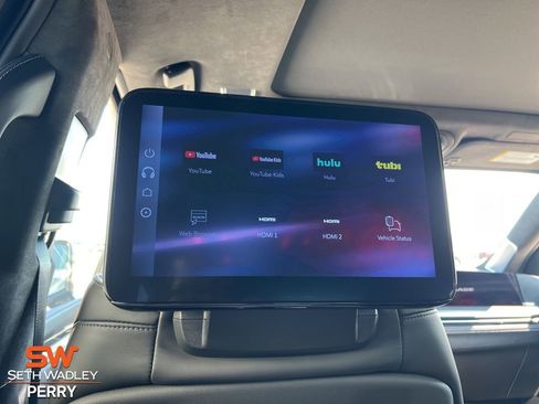 Used 2025 Cadillac Escalade V image 18