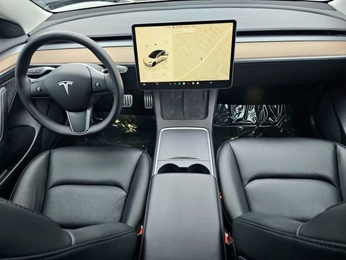 Used 2022 Tesla Model 3 Performance image 27