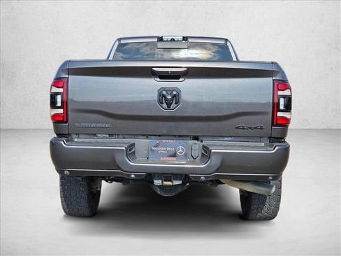 Used 2019 RAM 2500 Laramie w/ Night Edition image 6