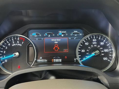 Certified 2018 Ford Expedition Limited w/ Equipment Group 302A AWD/4WD image 15