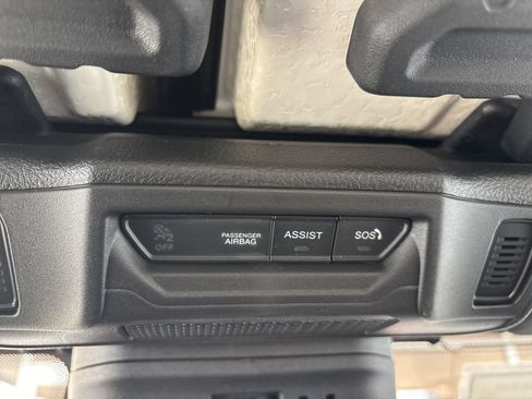 New 2026 Jeep Gladiator Sport AWD/4WD image 19