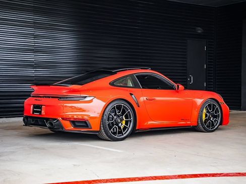 Certified 2021 Porsche 911 Turbo S AWD/4WD image 15