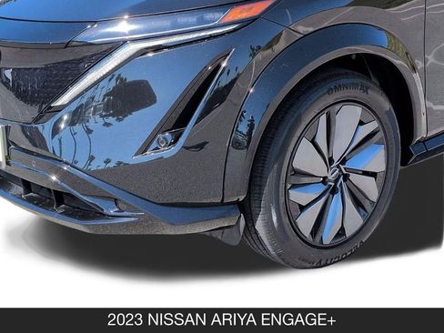 Used 2023 Nissan Ariya AWD image 10