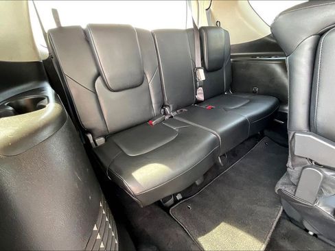 Used 2024 Nissan Armada SL AWD/4WD image 28