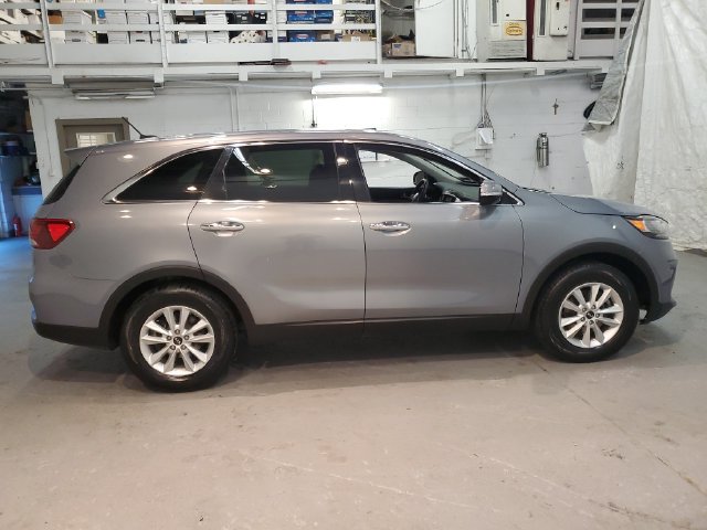 Used 2020 Kia Sorento L FWD image 9