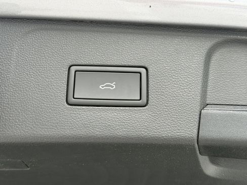 New 2026 Volkswagen Atlas SE AWD/4WD image 11
