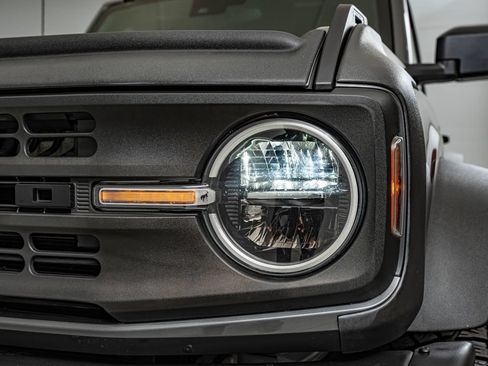 Used 2022 Ford Bronco 2-Door w/ Sasquatch Package AWD/4WD image 14