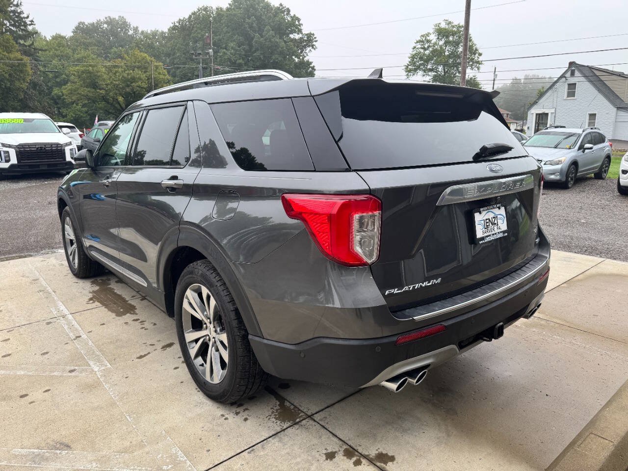 Used 2020 Ford Explorer Platinum w/ Premium Technology Package AWD/4WD image 5
