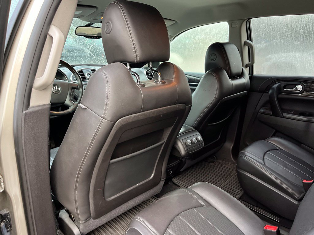Used 2017 Buick Enclave Leather w/ Trailering Package AWD/4WD image 8