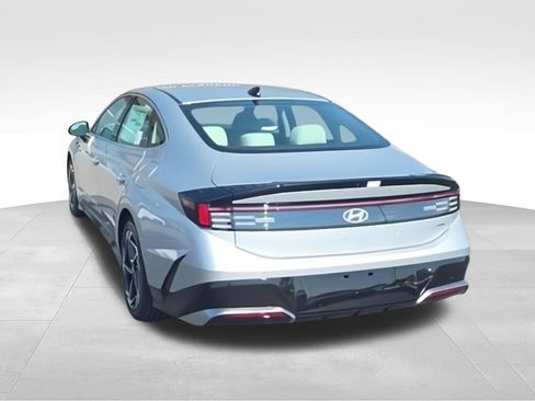 New 2026 Hyundai Sonata SEL AWD/4WD image 7
