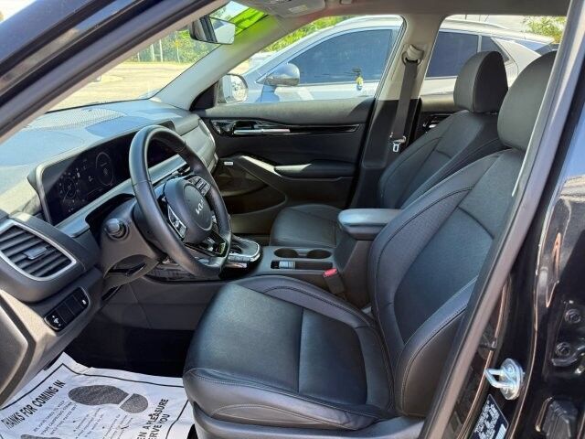 Used 2024 Kia Seltos SX AWD/4WD image 11