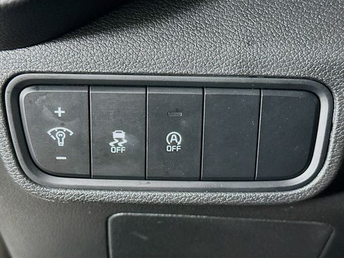 Used 2024 Kia Soul LX w/ Option Group 015 image 17