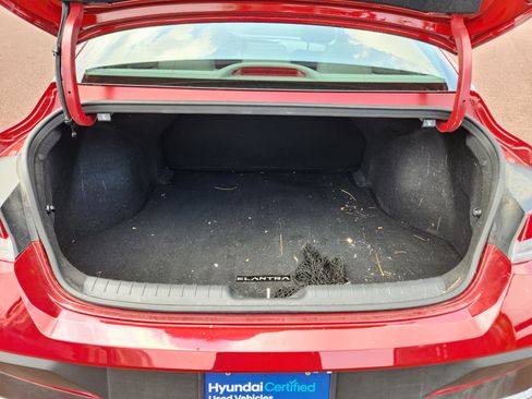 Certified 2024 Hyundai Elantra SEL FWD image 8