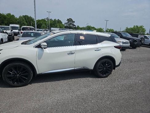 Used 2024 Nissan Murano SL FWD image 4