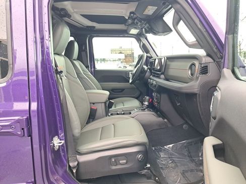 New 2026 Jeep Gladiator Mojave image 17