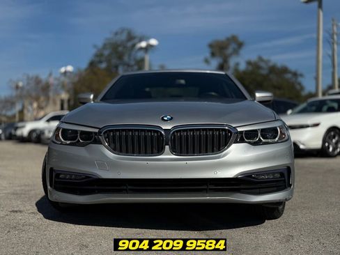 Used 2018 BMW 530e w/ Premium Package 2 RWD image 8