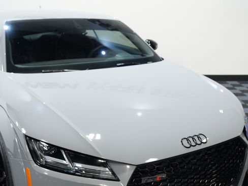 Used 2019 Audi TT RS w/ Technology Package AWD/4WD image 11