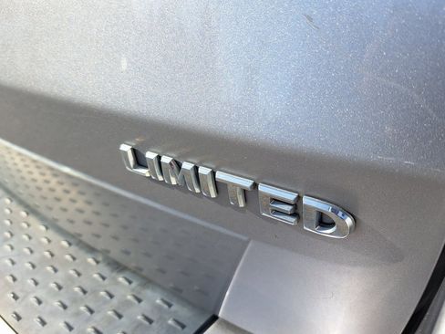 Used 2016 Chrysler Town & Country Limited w/ Trailer Tow Group image 29