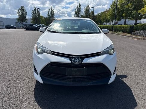 Used 2017 Toyota Corolla L FWD image 2