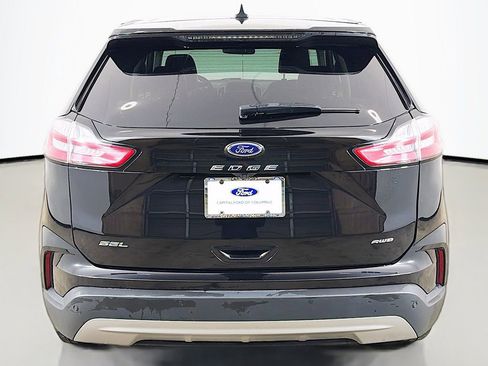 Used 2024 Ford Edge SEL w/ Convenience Package image 10