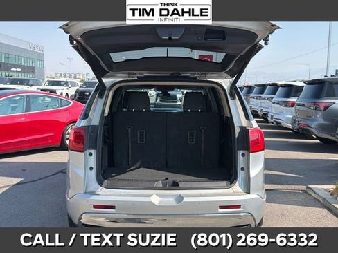 Used 2017 GMC Acadia Denali w/ Technology Package AWD/4WD image 10