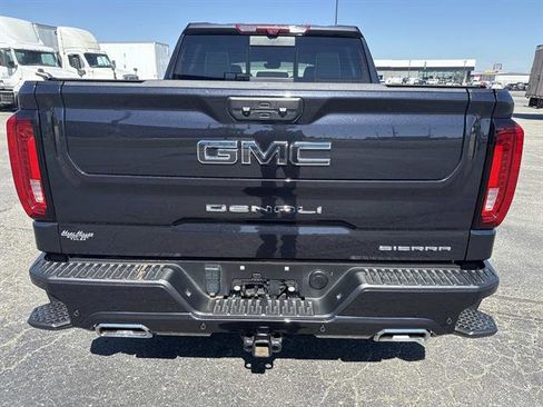 Used 2024 GMC Sierra 1500 Denali Ultimate image 5