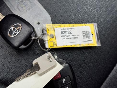 Used 2021 Toyota Tacoma TRD Pro image 41