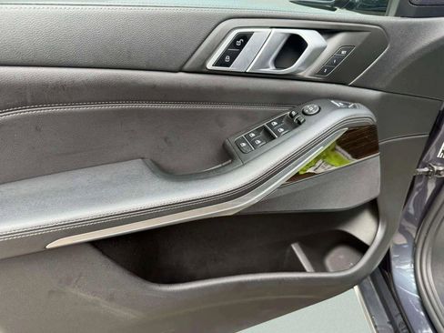 Used 2019 BMW X5 xDrive40i w/ Convenience Package image 35