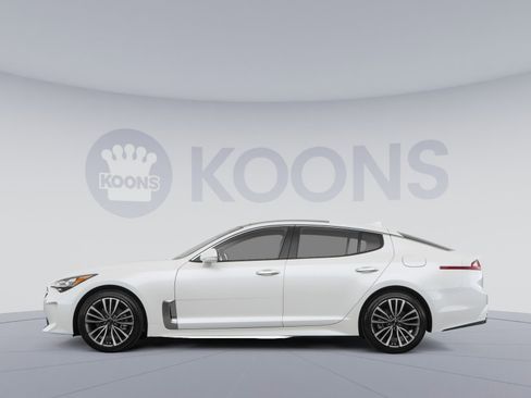 Used 2018 Kia Stinger GT1 w/ Paint Protection Package RWD image 2