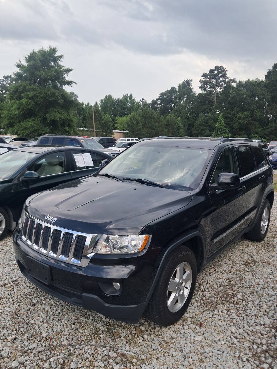 Used 2013 Jeep Grand Cherokee Laredo w/ Laredo E Group AWD/4WD image 1