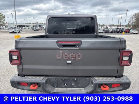 Used 2025 Jeep Gladiator Mojave image 6