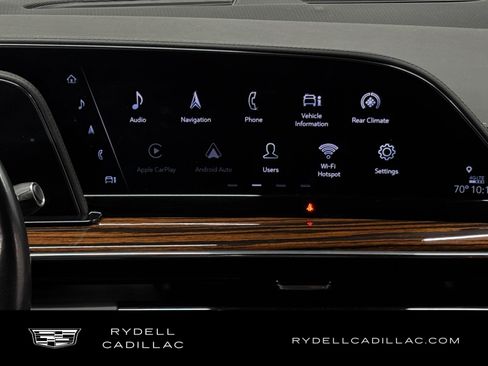 Used 2023 Cadillac Escalade Premium Luxury AWD/4WD image 21