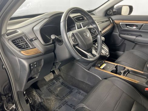 Used 2022 Honda CR-V Touring image 9