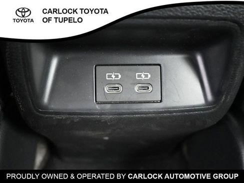 Used 2025 Toyota Corolla LE image 21