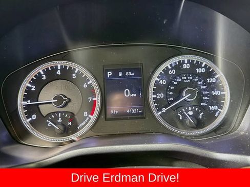Used 2020 Hyundai Santa Fe SE FWD image 16