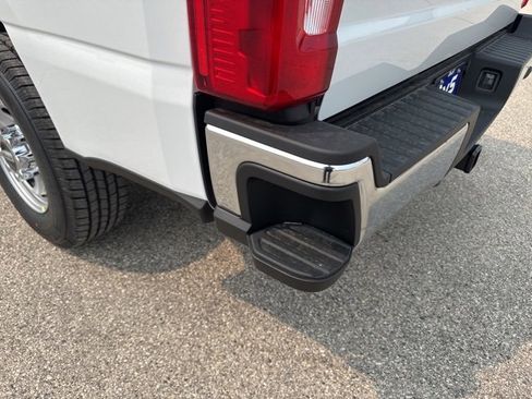 New 2025 Ford F250 XL w/ XL Chrome Package image 14