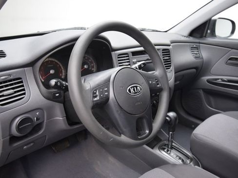 Used 2010 Kia Rio LX w/ Value Pkg image 11