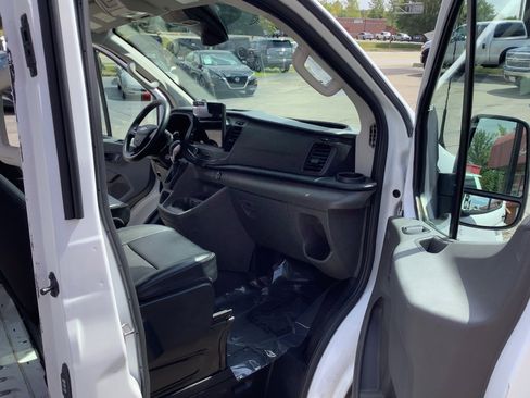 Used 2023 Ford Transit 250 Low Roof image 10