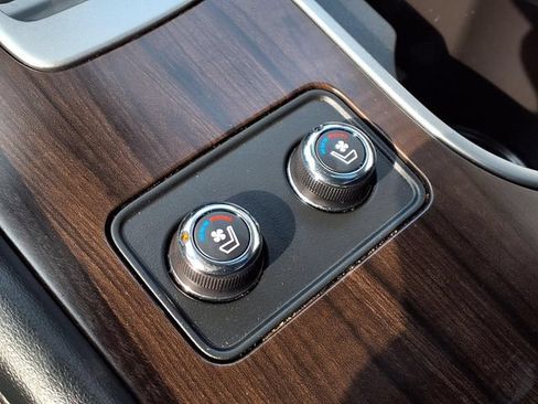 Used 2019 Nissan Murano Platinum w/ Cargo Package FWD image 15