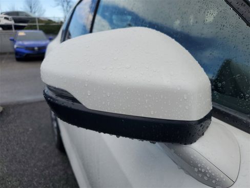 Certified 2025 Acura ADX AWD image 5