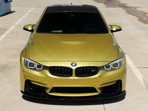 Used 2020 BMW M4 Coupe w/ Competition Package RWD image 21