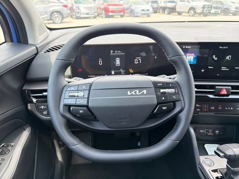 New 2026 Kia Sportage EX AWD/4WD image 10
