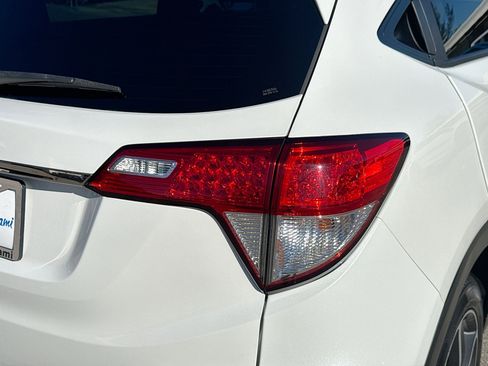 Certified 2021 Honda HR-V EX-L image 27